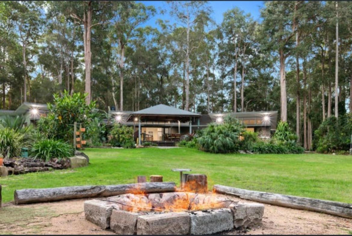 Dezen Accomodation Palmview Екстериор снимка