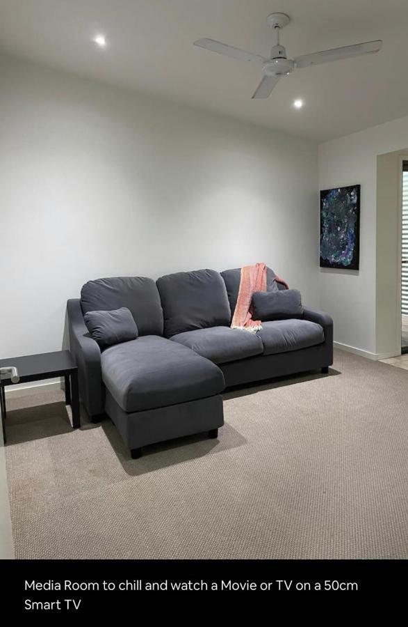 Dezen Accomodation Palmview Екстериор снимка