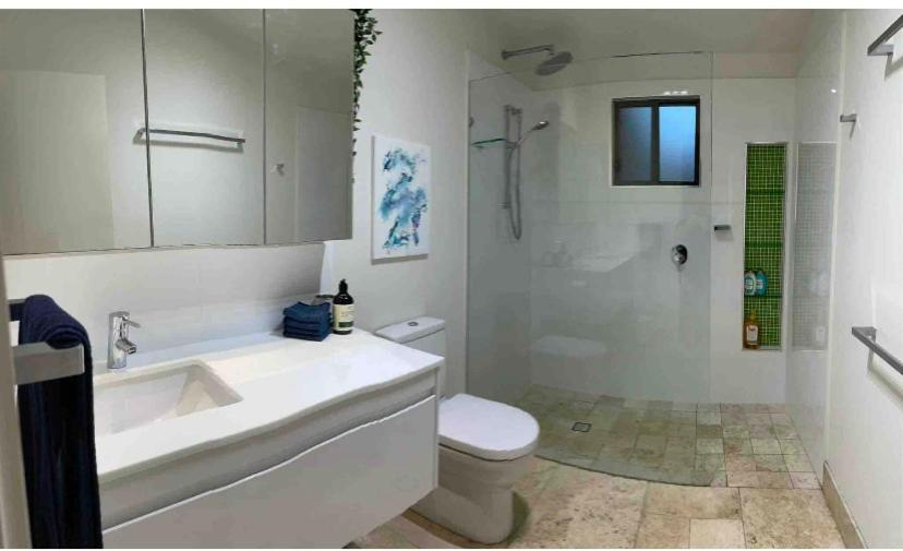 Dezen Accomodation Palmview Екстериор снимка
