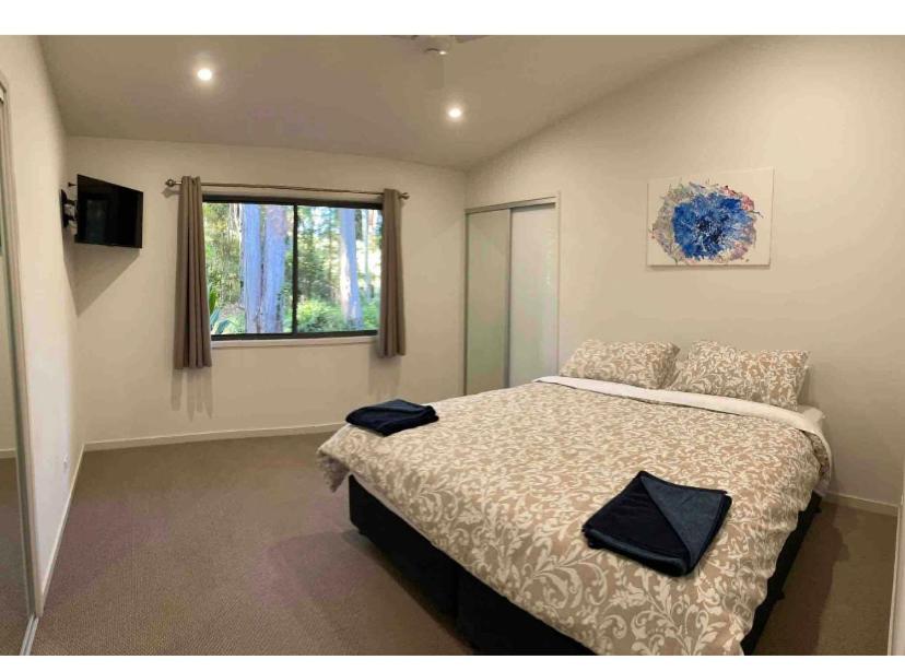 Dezen Accomodation Palmview Екстериор снимка